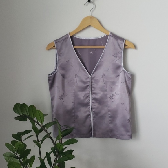 Handmade Asian Satin Lilac Top - Picture 2 of 6